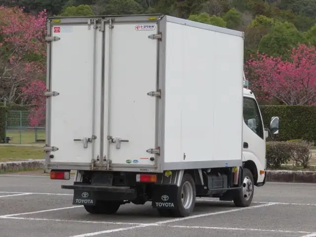 トヨタ ダイナ 小型 アルミバン TPG-XZC605 H29の中古トラック画像3