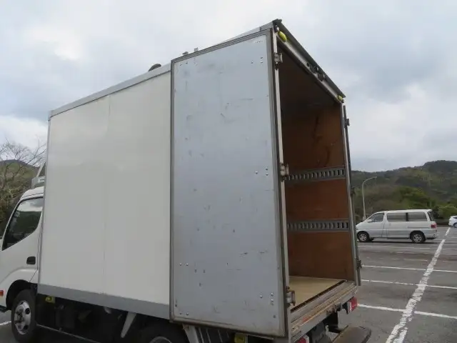 トヨタ ダイナ 小型 アルミバン TPG-XZC605 H29の中古トラック画像6