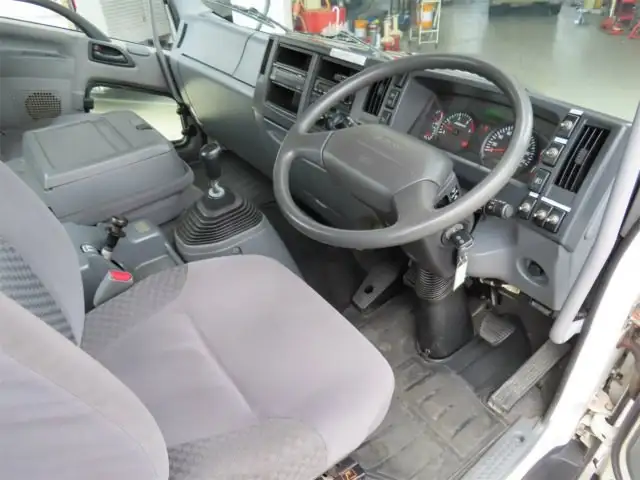 いすゞ フォワード 中型/増トン 車両重機運搬 ラジコン ウインチの中古トラック画像12