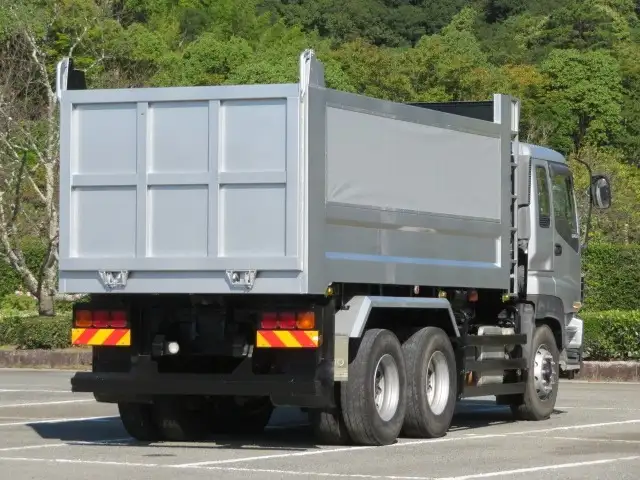 いすゞ ギガ 大型 ダンプ 土砂禁 ベッドの中古トラック画像2