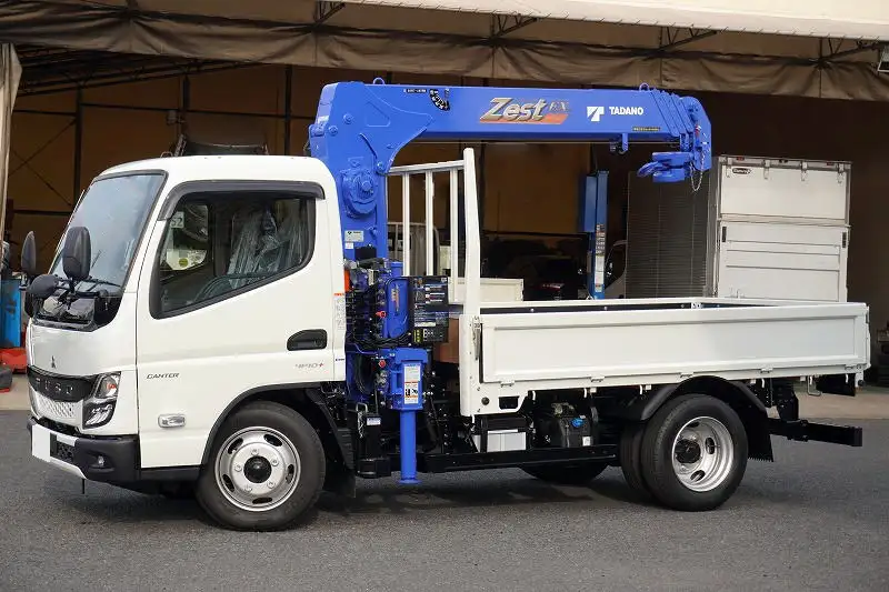 三菱 キャンター 小型 クレーン付 4段 ラジコン｜画像1