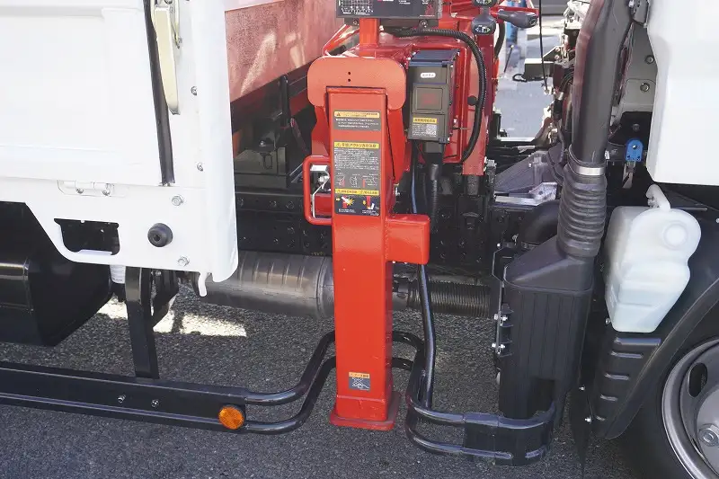 三菱 キャンター 小型 クレーン付 4段 ラジコンの中古トラック画像8