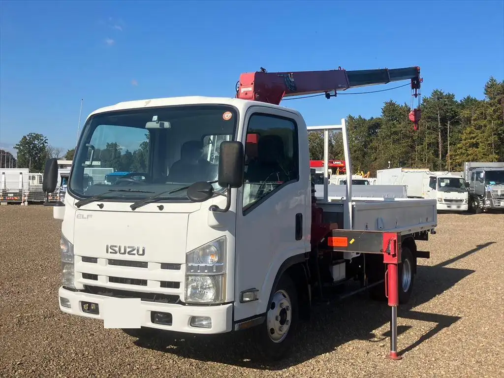 いすゞ エルフ 小型 クレーン付 3段 ラジコンの中古トラック画像1