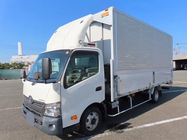 トヨタ ダイナ 小型 ウイング TKG-XZU720 H29の中古トラック画像1