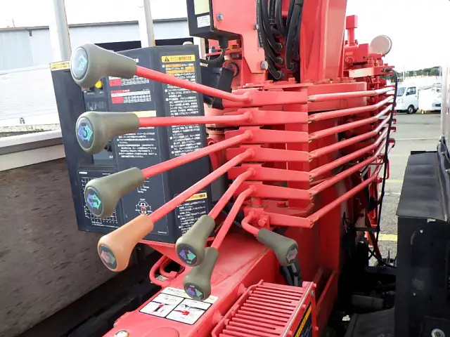 いすゞ エルフ 小型 クレーン付 3段 ラジコンの中古トラック画像7