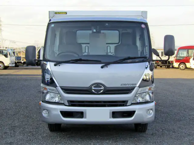 日野 デュトロ 小型 アルミバン ボトルカー サイドドアの中古トラック画像2