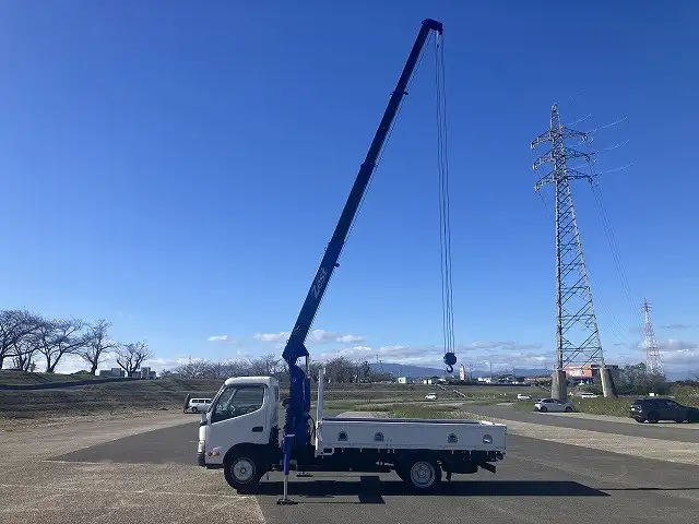 日野 デュトロ 小型 クレーン付 4段 ラジコンの中古トラック画像4