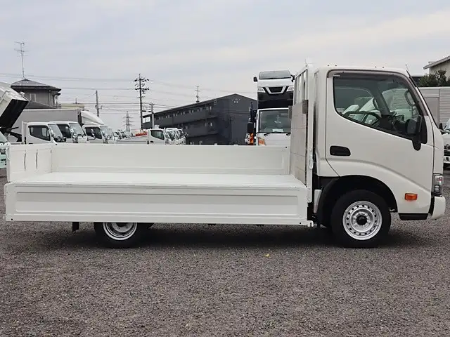 トヨタ トヨエース 小型 平ボディ ABF-TRY230 R2の中古トラック画像8
