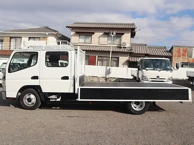 三菱 キャンター 小型 平ボディ Wキャブ TPG-FEA20の中古トラック画像7