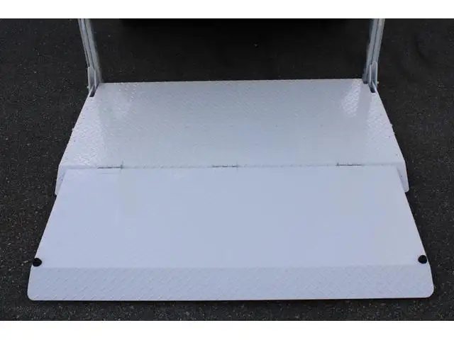 いすゞ エルフ 小型 平ボディ パワーゲート の中古トラック画像6