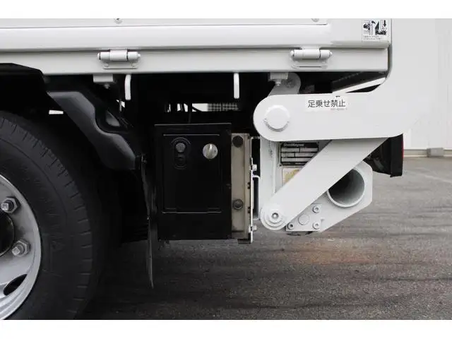 いすゞ エルフ 小型 平ボディ Wキャブ パワーゲートの中古トラック画像像17