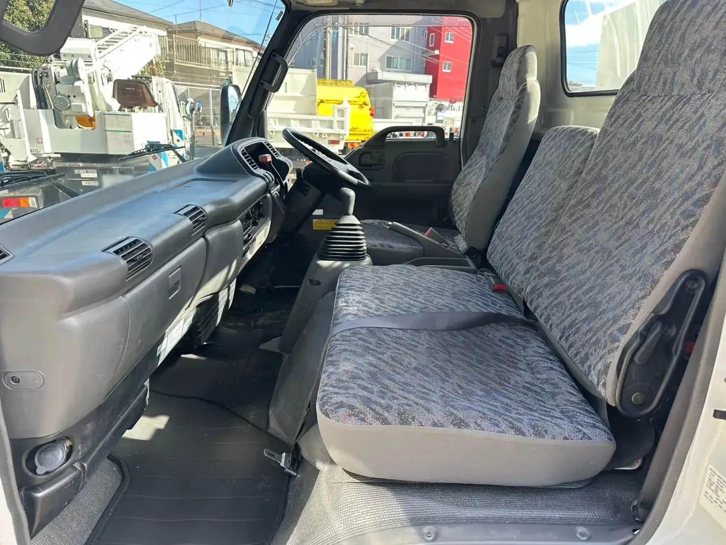 いすゞ エルフ 小型 クレーン付 4段 ラジコンの中古トラック画像13