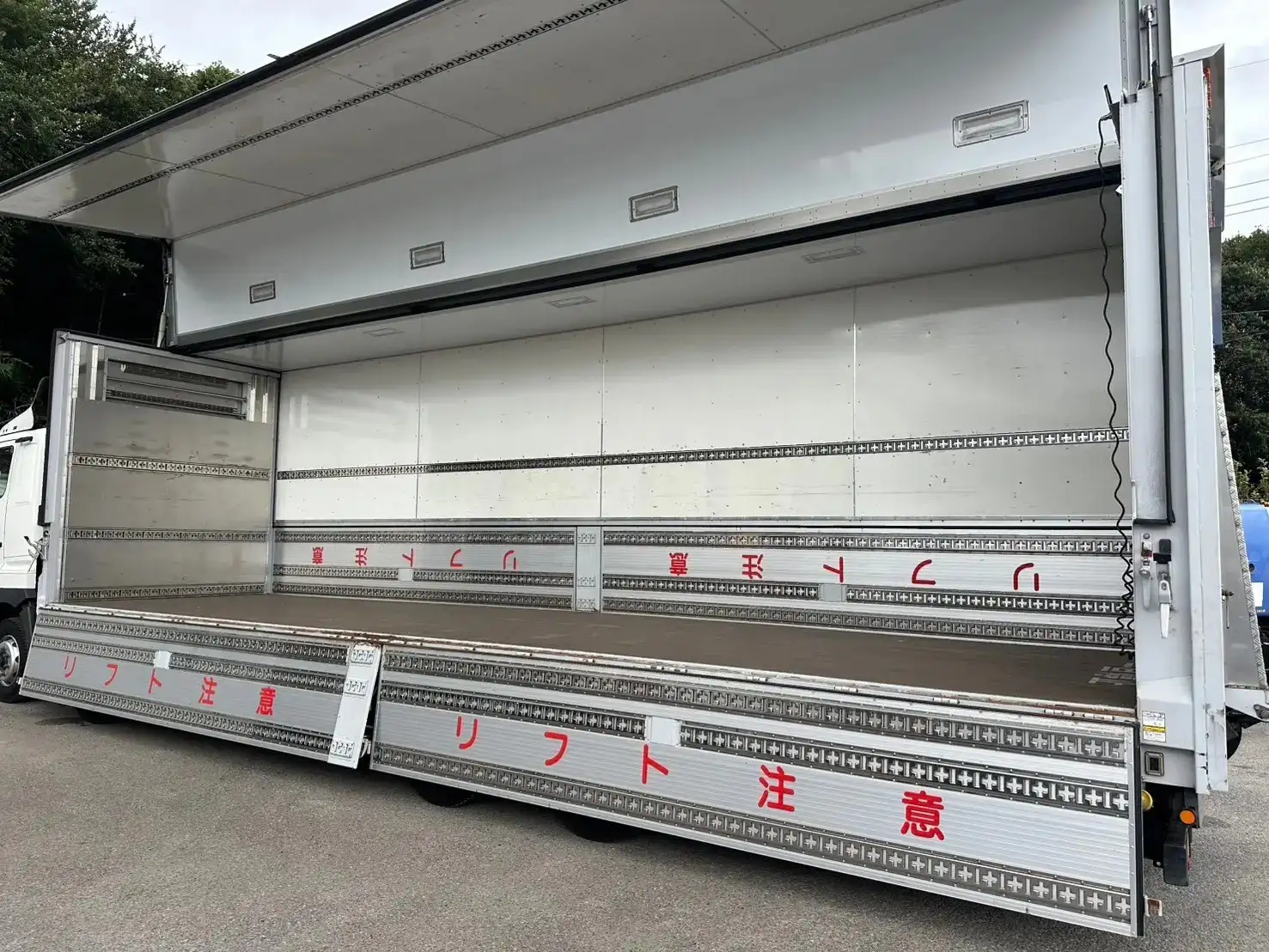 日野 プロフィア 大型 冷凍冷蔵 冷凍ウイング 低温の中古トラック画像11