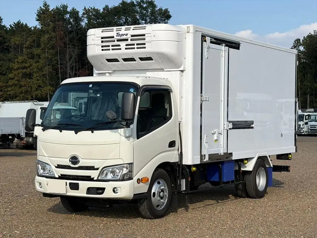 日野 デュトロ 小型 冷凍冷蔵 低温 スタンバイの中古トラック画像1