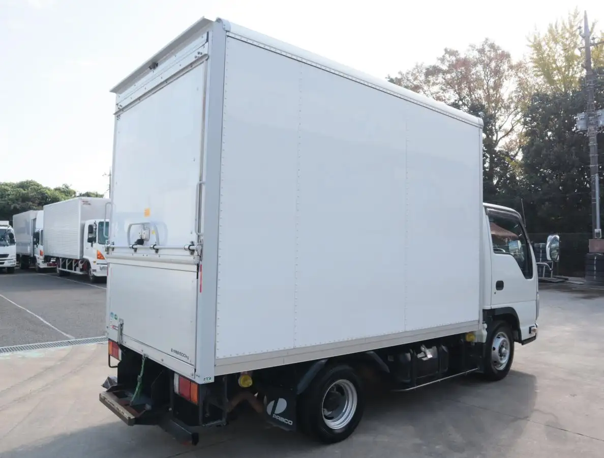 いすゞ エルフ 小型 アルミバン TRG-NHR85AN H30の中古トラック画像3