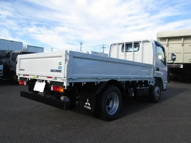 三菱 キャンター 小型 平ボディ 2RG-FBAV0 R5の中古トラック画像2