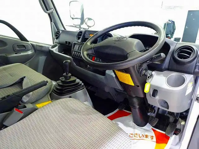 トヨタ ダイナ 小型 平ボディ Wキャブ LDF-KDY281の中古トラック画像7