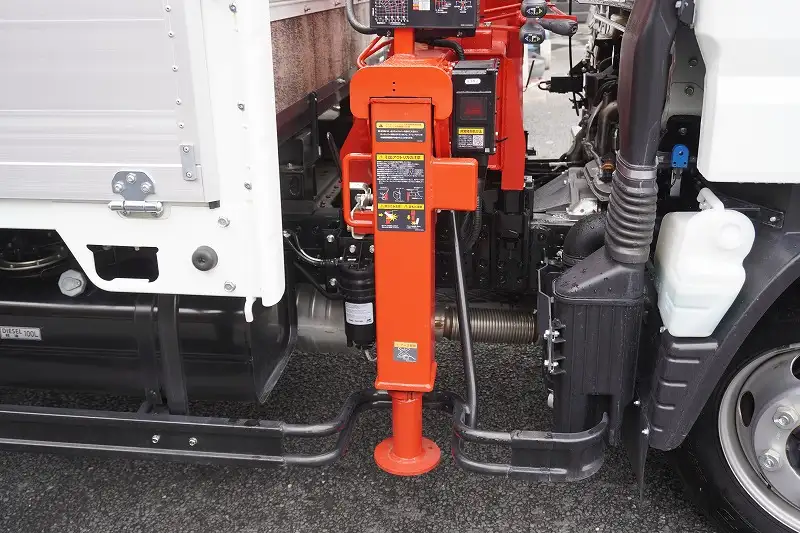 三菱 キャンター 小型 クレーン付 アルミブロック 4段の中古トラック画像8