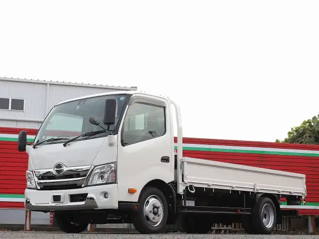 日野 デュトロ 小型 平ボディ 2RG-XZU710M R5の中古トラック画像1