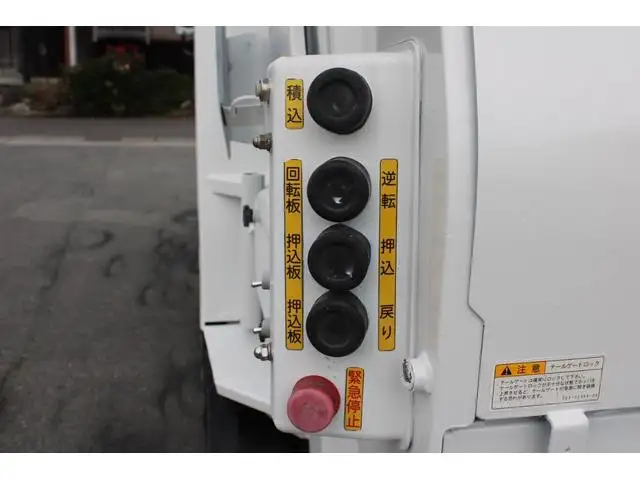 いすゞ エルフ 小型 パッカー車 巻き込み式 回転ダンプ式の中古トラック画像7