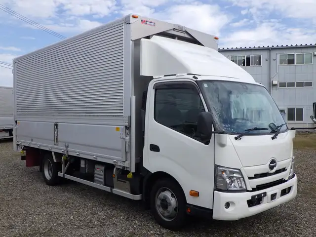 日野 デュトロ 小型 ウイング 3枚観音 2RG-XZU722Mの中古トラック画像2