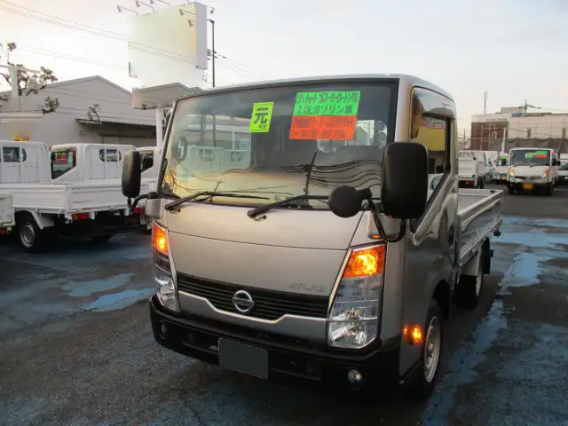 日産 アトラス 小型 平ボディ CBF-SQ1F24 H31/R1の中古トラック画像1