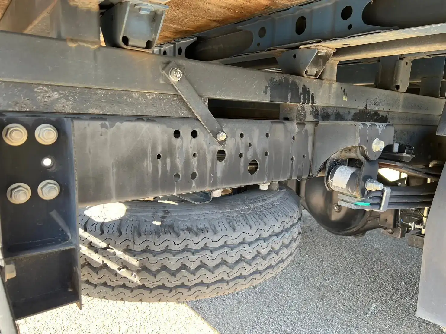 日野 デュトロ 小型 クレーン付 床鉄板 3段の中古トラック画像18