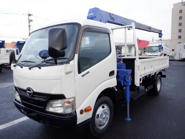 日野 デュトロ 小型 クレーン付 3段 ラジコン｜画像1