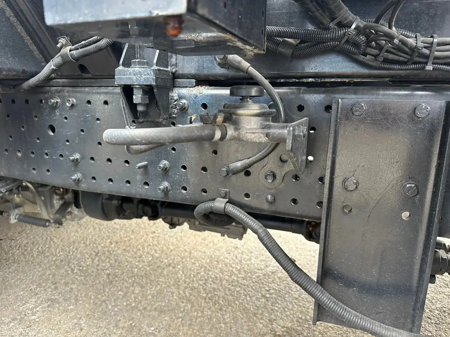 いすゞ エルフ 小型 高所・建柱車 高所作業車 TKG-NPR85YNの中古トラック画像18