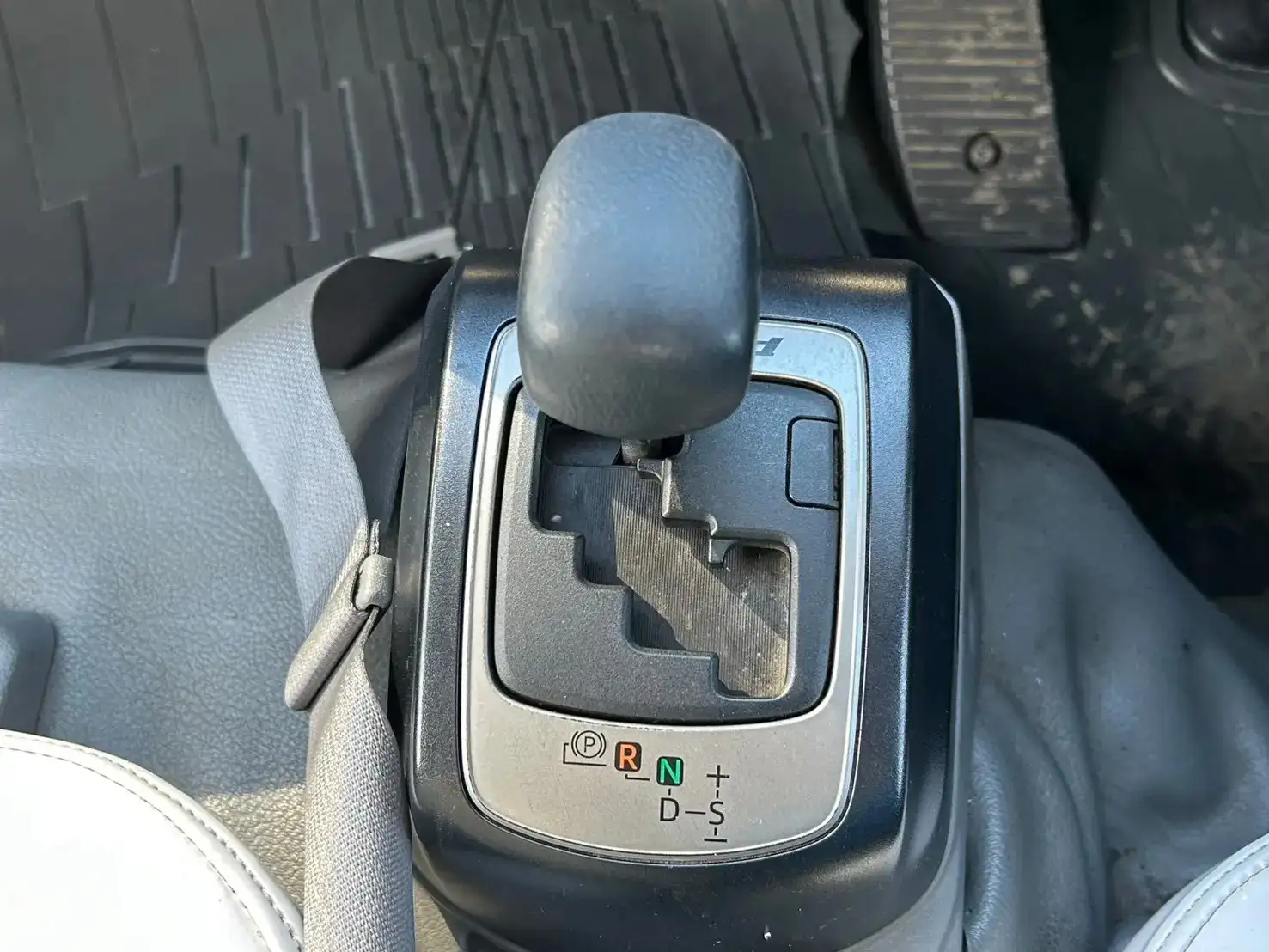 日野 デュトロ 小型 パッカー車 巻き込み式 回転ダンプ式の中古トラック画像14