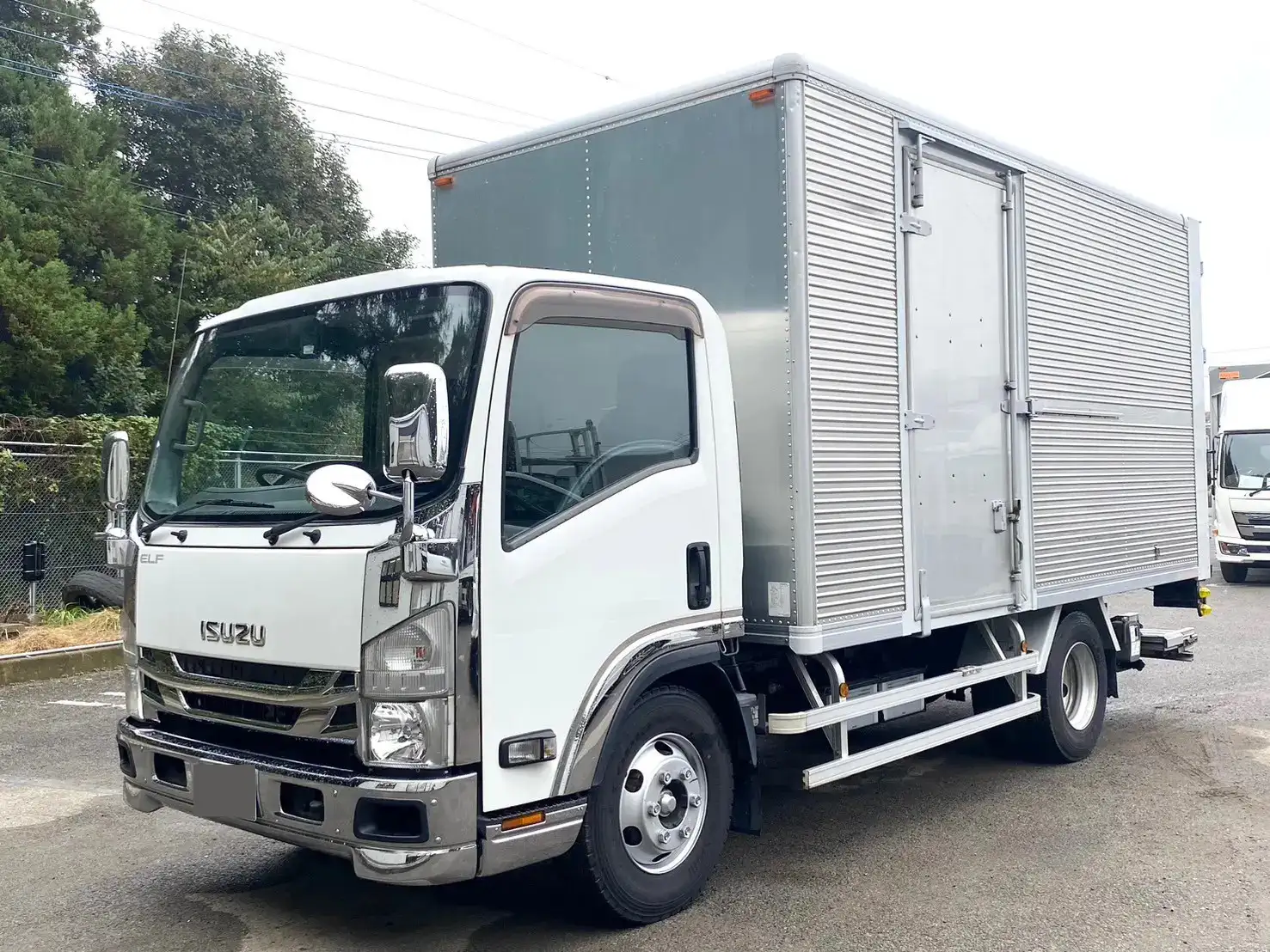 いすゞ エルフ 小型 アルミバン パワーゲート サイドドア の中古トラック【車両No.177158】