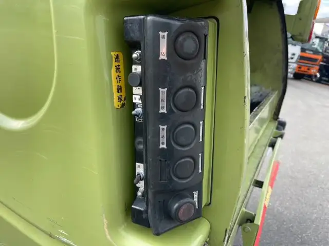 日野 デュトロ 小型 パッカー車 巻き込み式 回転ダンプ式の中古トラック画像9