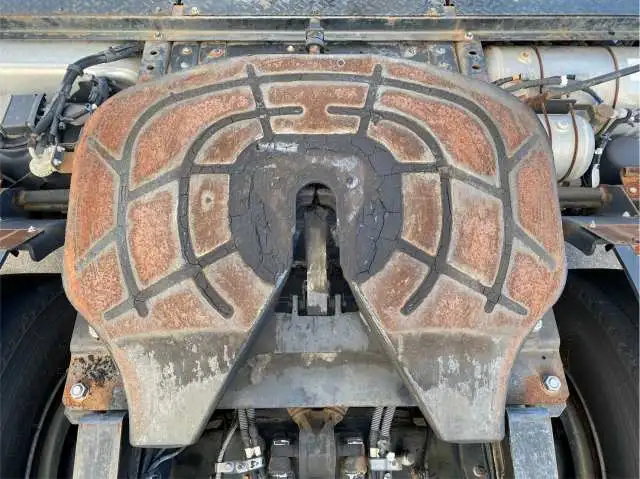 いすゞ ギガ 大型 トラクター ハイルーフ 1デフの中古トラック画像10
