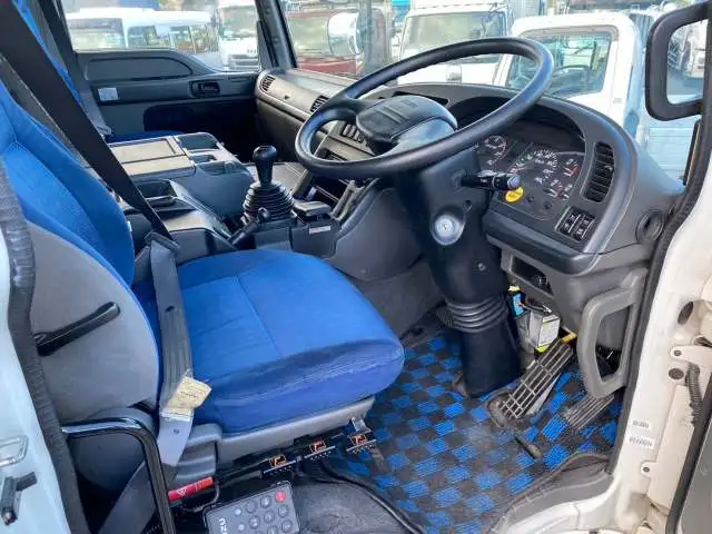 いすゞ ギガ 大型 トラクター ハイルーフ 1デフの中古トラック画像12