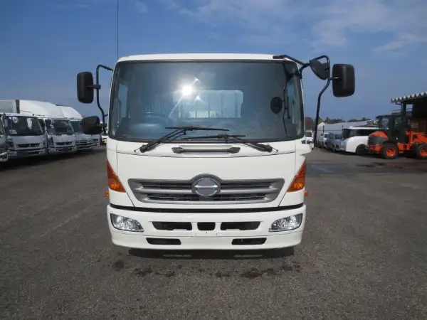 日野 レンジャー 中型/増トン 平ボディ SKG-FC9JKAA H24の中古トラック画像2