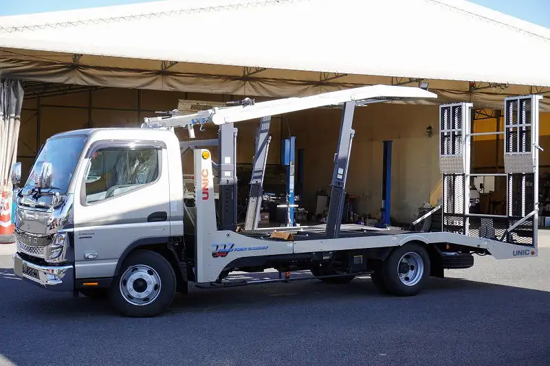 三菱 キャンター 小型 車両重機運搬 ラジコン ウインチの中古トラック画像1