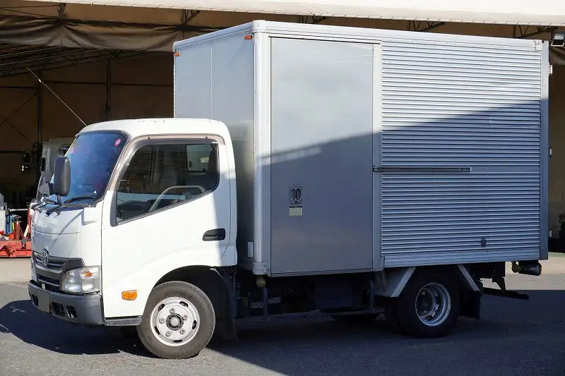 トヨタ ダイナ 小型 アルミバン サイドドア TKG-XZC605の中古トラック画像1