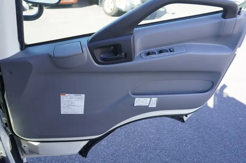 日野 デュトロ 小型 パッカー車 プレス式 TKG-XZU700Mの中古トラック画像14