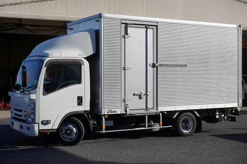 いすゞ エルフ 小型 アルミバン パワーゲート サイドドア の中古トラック【車両No.177326】