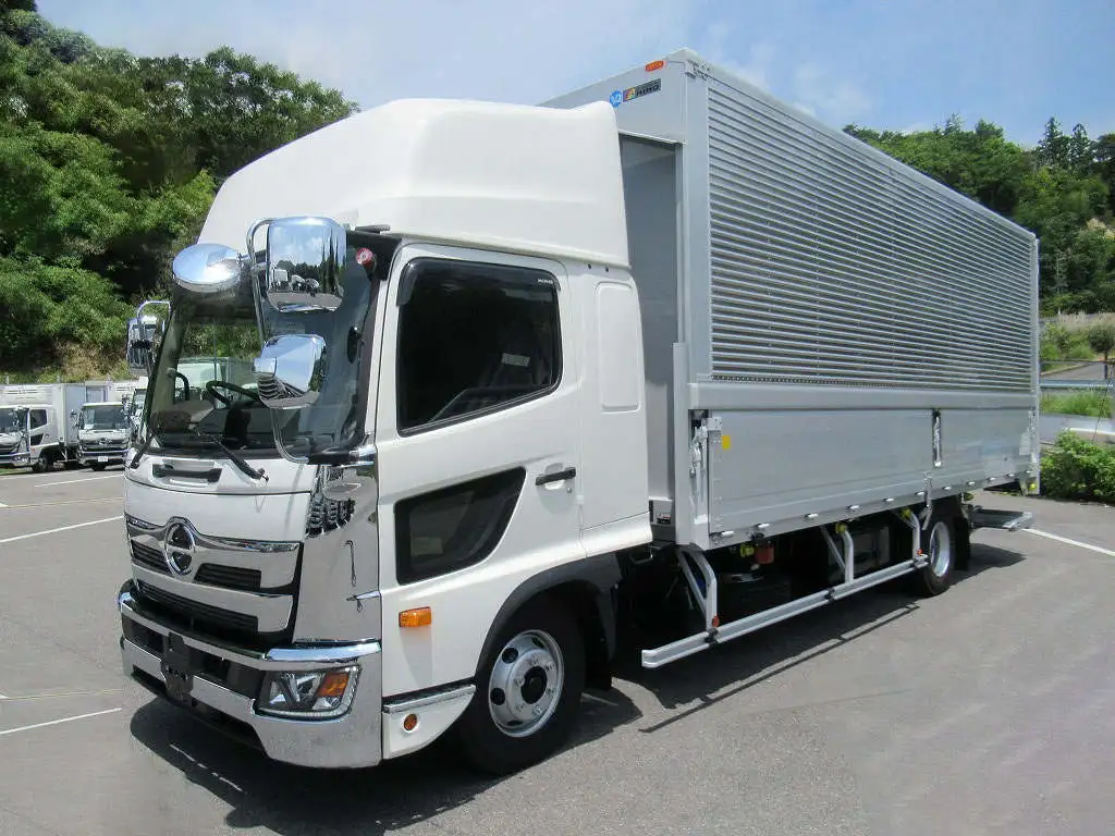 日野 レンジャー 中型/増トン ウイング パワーゲート エアサスの中古トラック画像1
