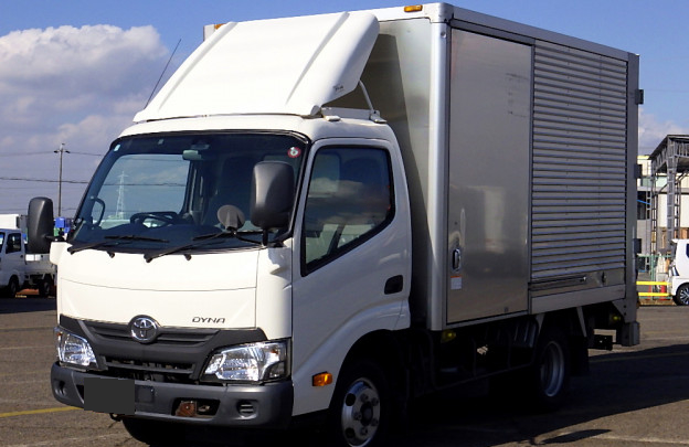 トヨタ ダイナ 小型 アルミバン 10尺 TPG-XZU605