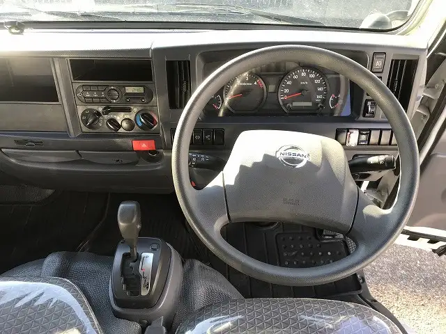 日産 アトラス 小型 平ボディ Wキャブ 床鉄板の中古トラック画像8