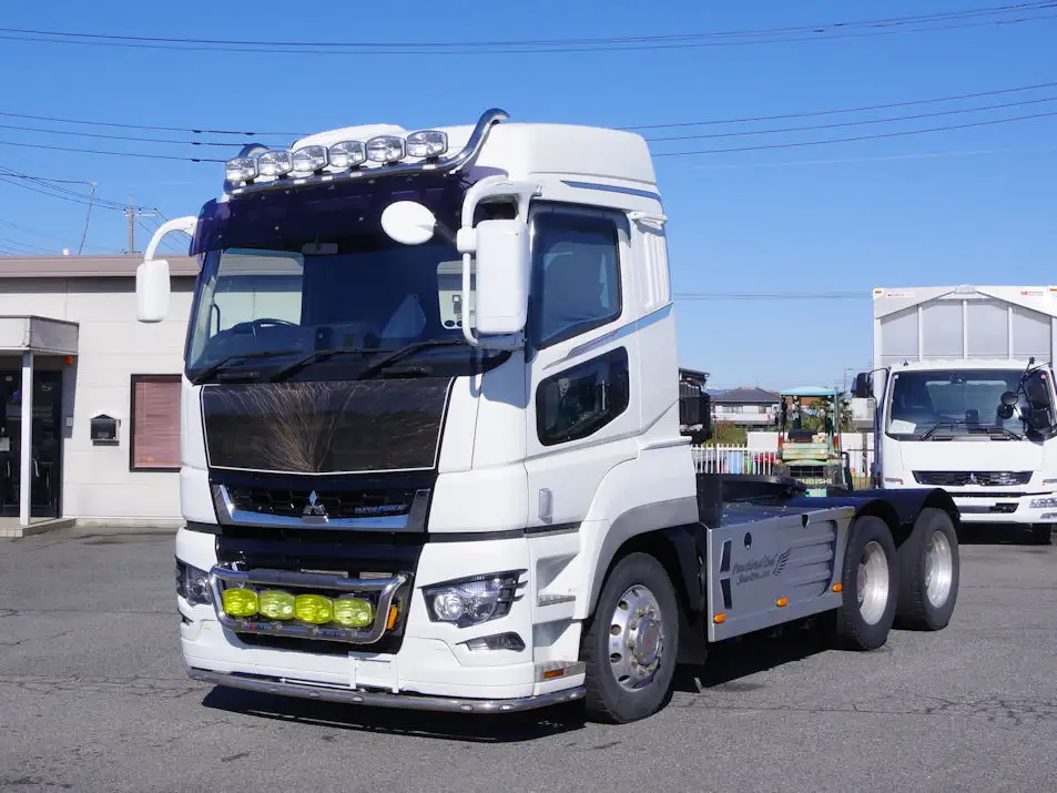 三菱 スーパーグレート 大型 トラクター ハイルーフ 2デフ の中古トラック【車両No.177399】