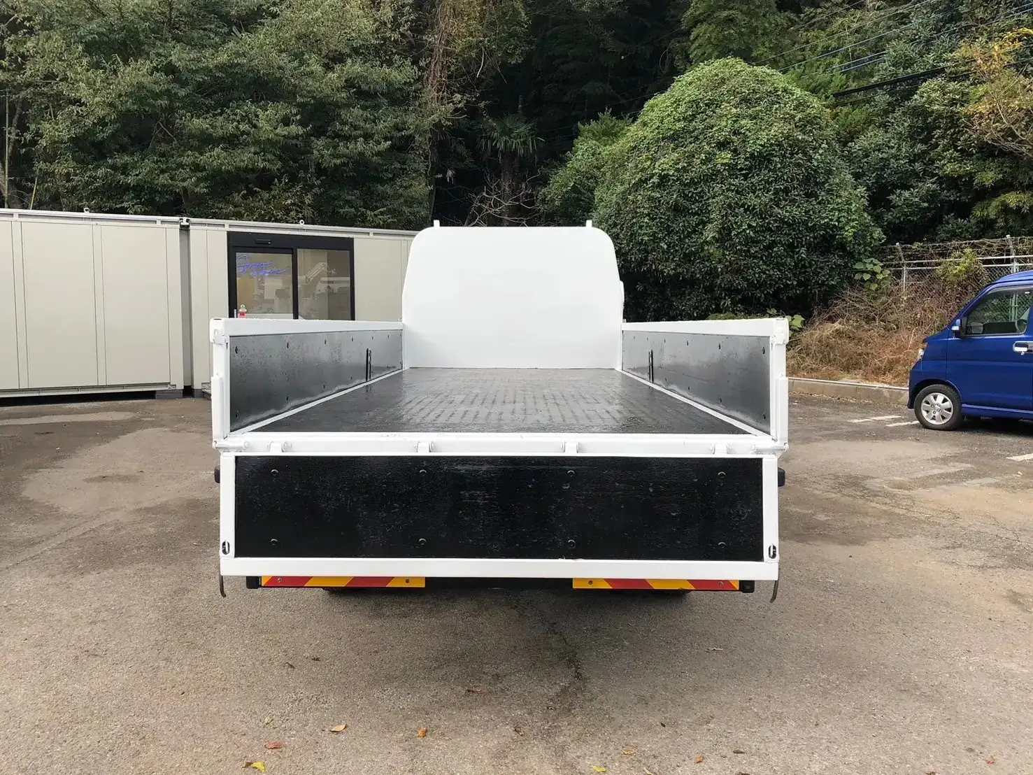 マツダ タイタン 小型 平ボディ 2RG-LKR88R R2の中古トラック画像6