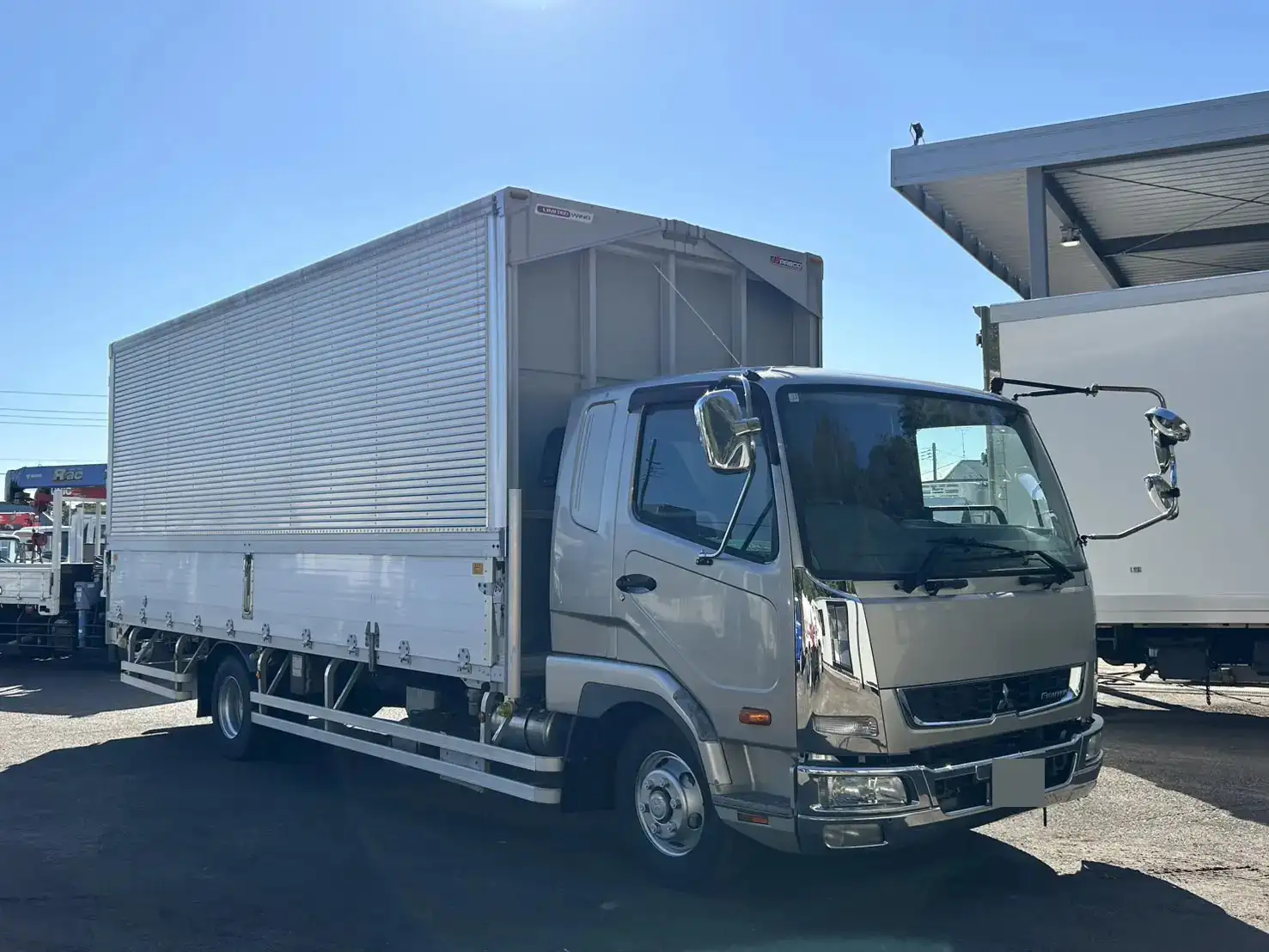 三菱 ファイター 中型/増トン ウイング ベッド TKG-FK61Fの中古トラック画像2