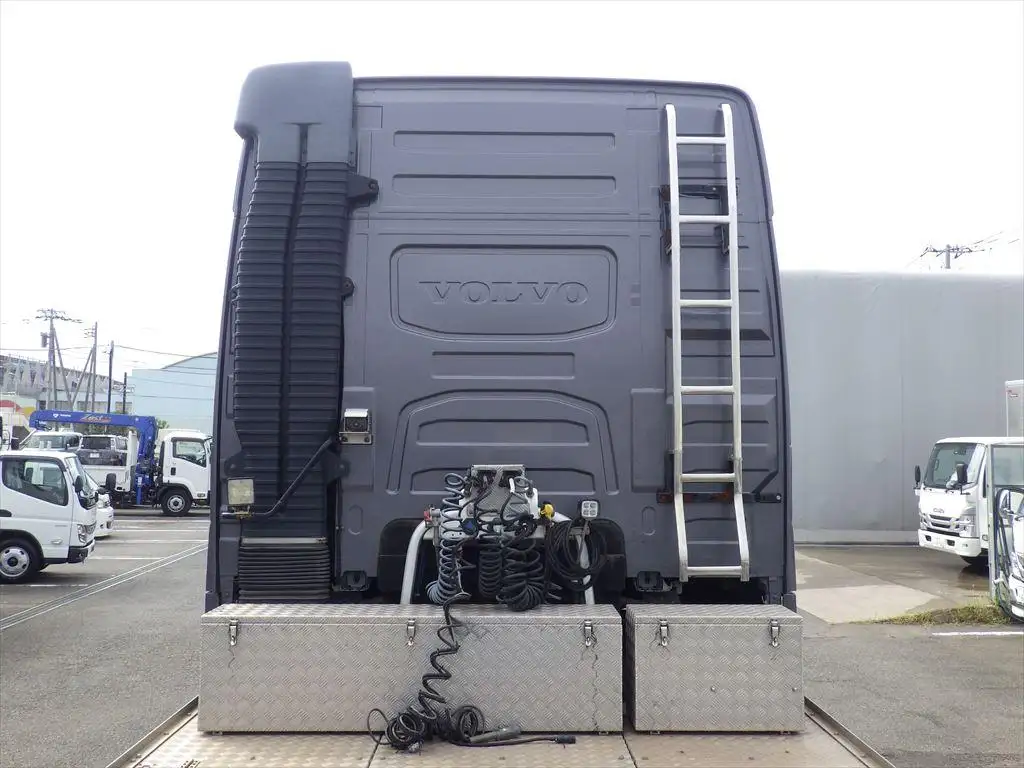 ボルボ トラック 大型 トラクター ハイルーフ 1デフの中古トラック画像5