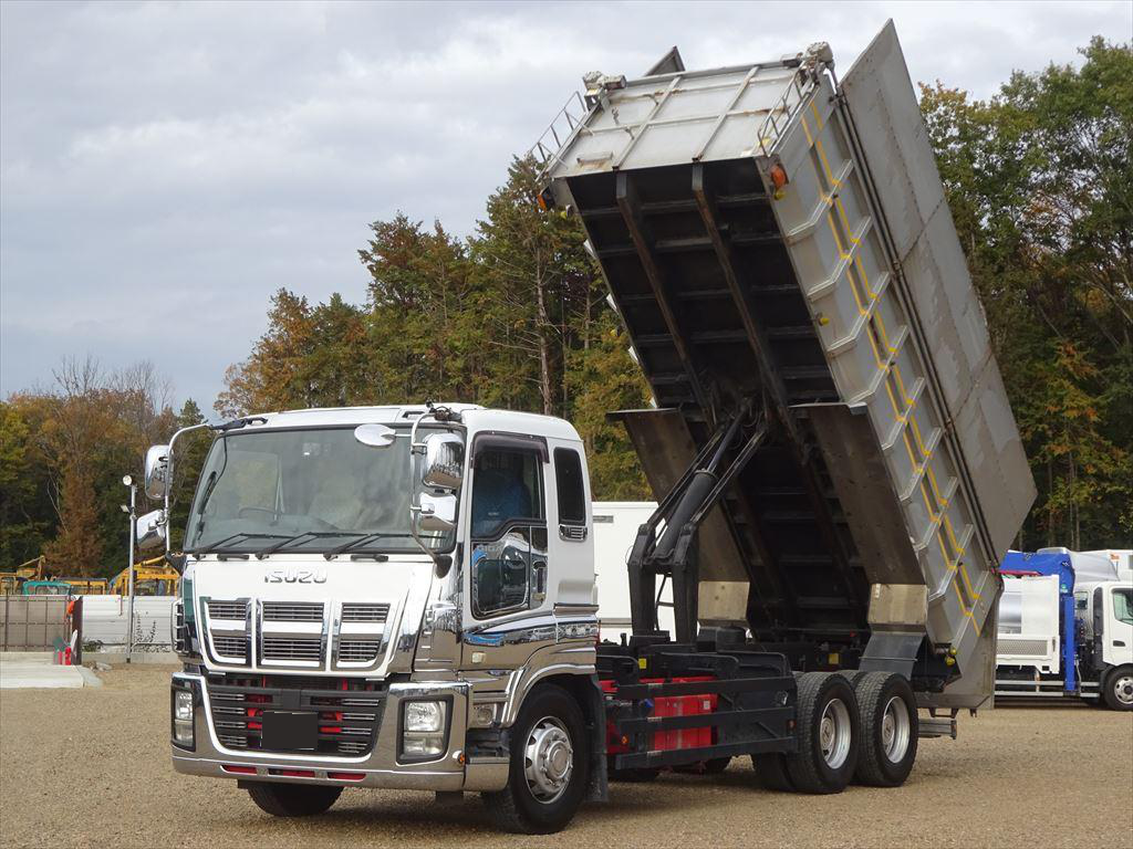 いすゞ ギガ 大型 ダンプ