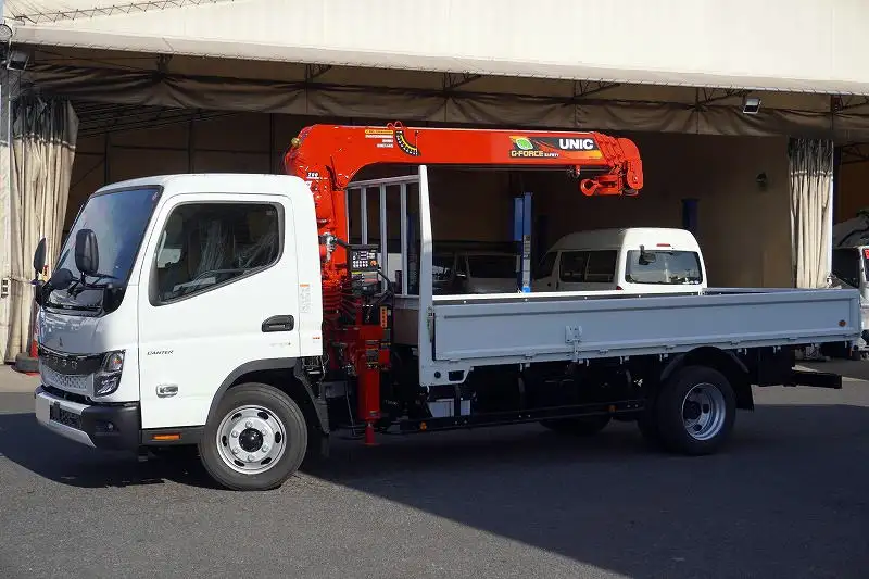 三菱 キャンター 小型 クレーン付 4段 ラジコン の中古トラック【車両No.177659】