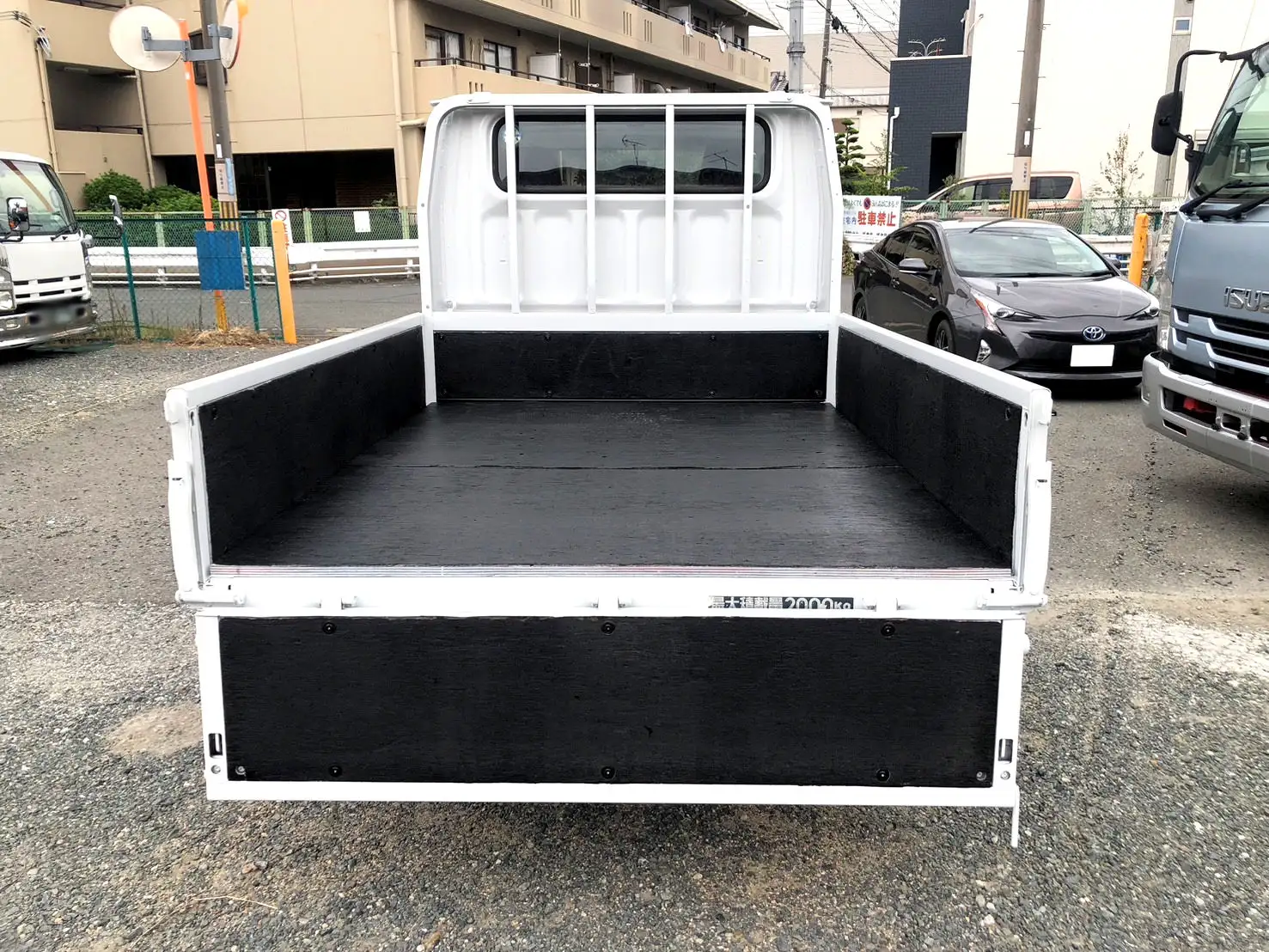 三菱 キャンター 小型 平ボディ Wキャブ PDG-FE70Bの中古トラック画像7