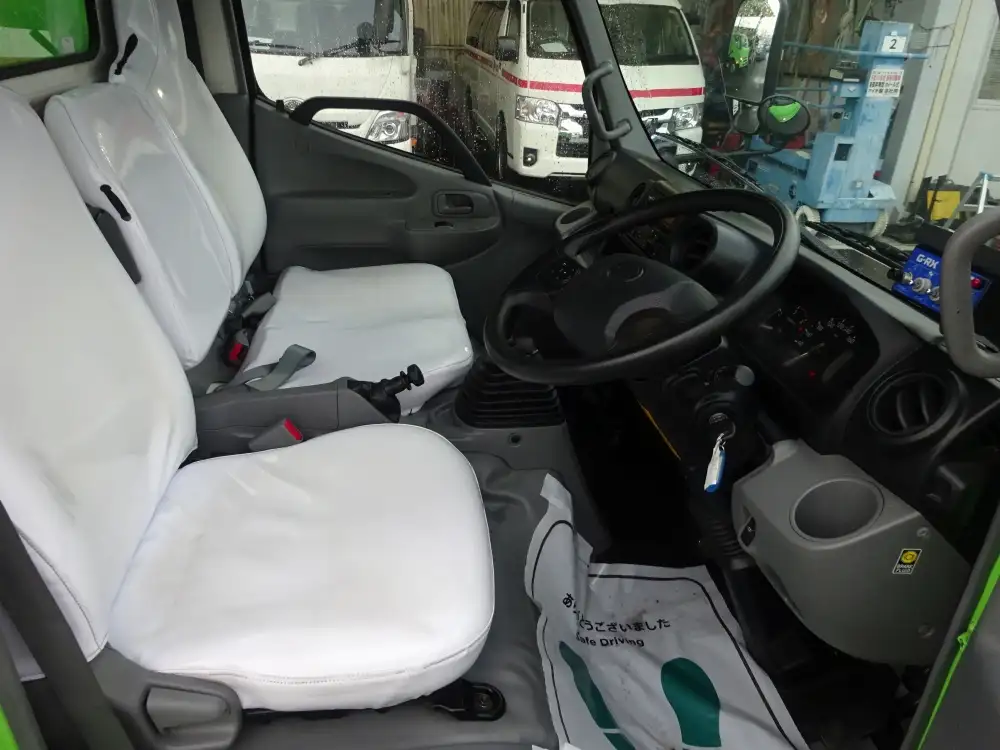 日野 デュトロ 小型 パッカー車 巻き込み式 回転ダンプ式の中古トラック画像11